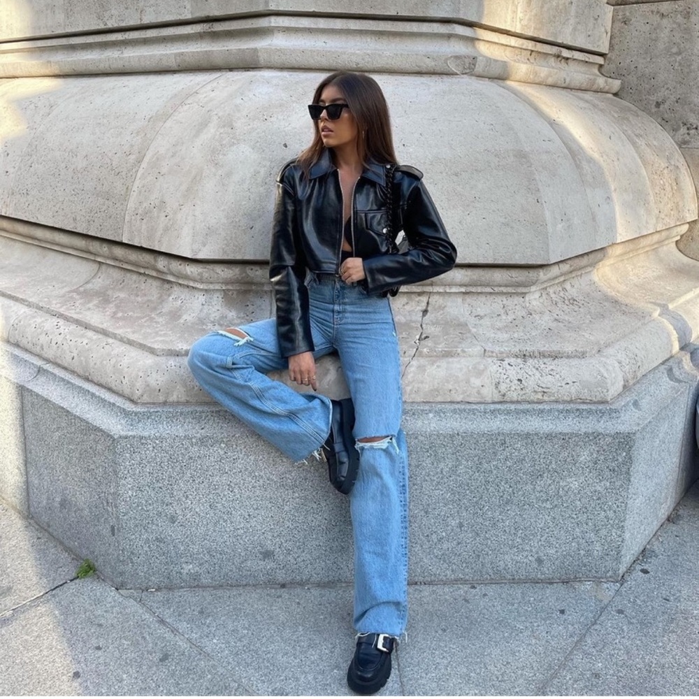 ✨SALE✨ ZARA FAUX LEATHER CROP JACKET ✨SALE✨